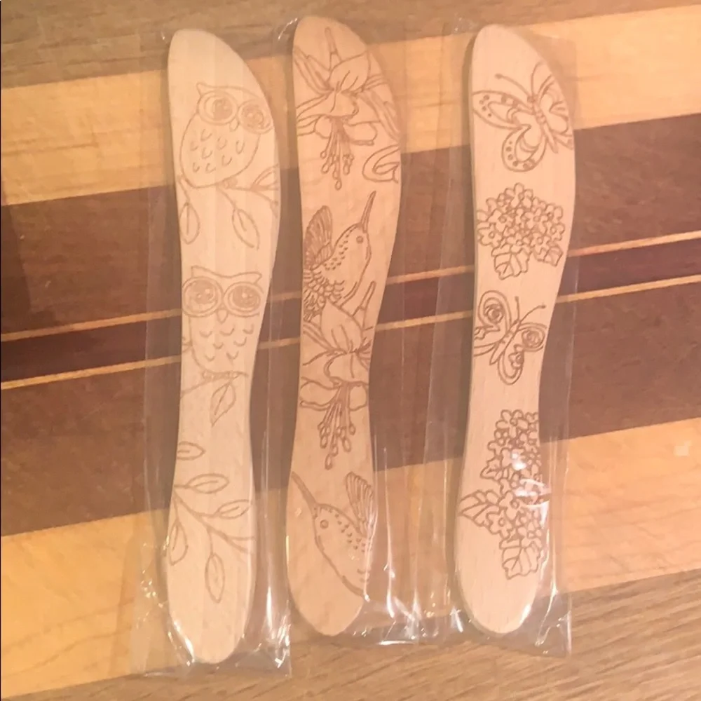 Set of 3 decorative wooden cheese spreaders flowers birds and owls